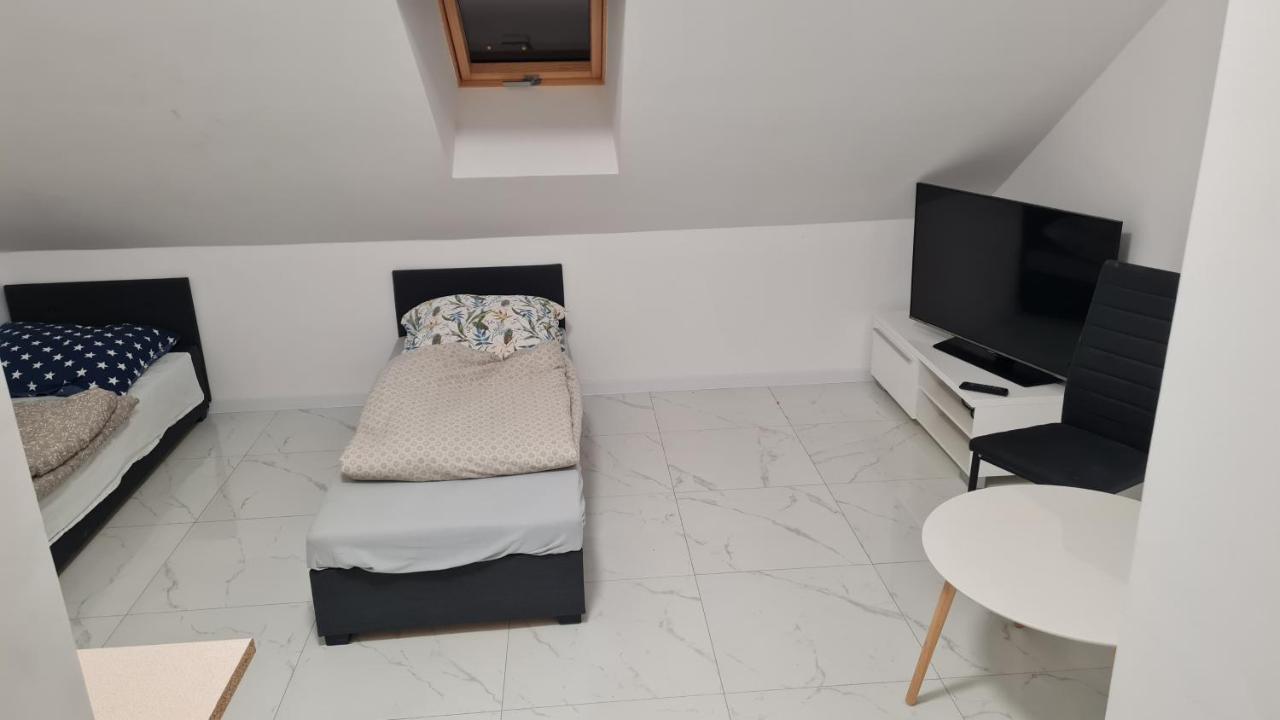 Апартаменты Rmf Naworol 10,,,, Wjazd Od Nr 6 Щецин Экстерьер фото